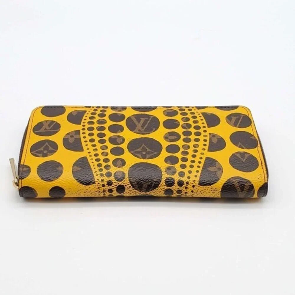 Authentic Louis Vuitton Yayoi Kusama Zippy Wallet Yellow Monogram Dots